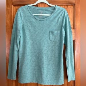Women’s long sleeve top